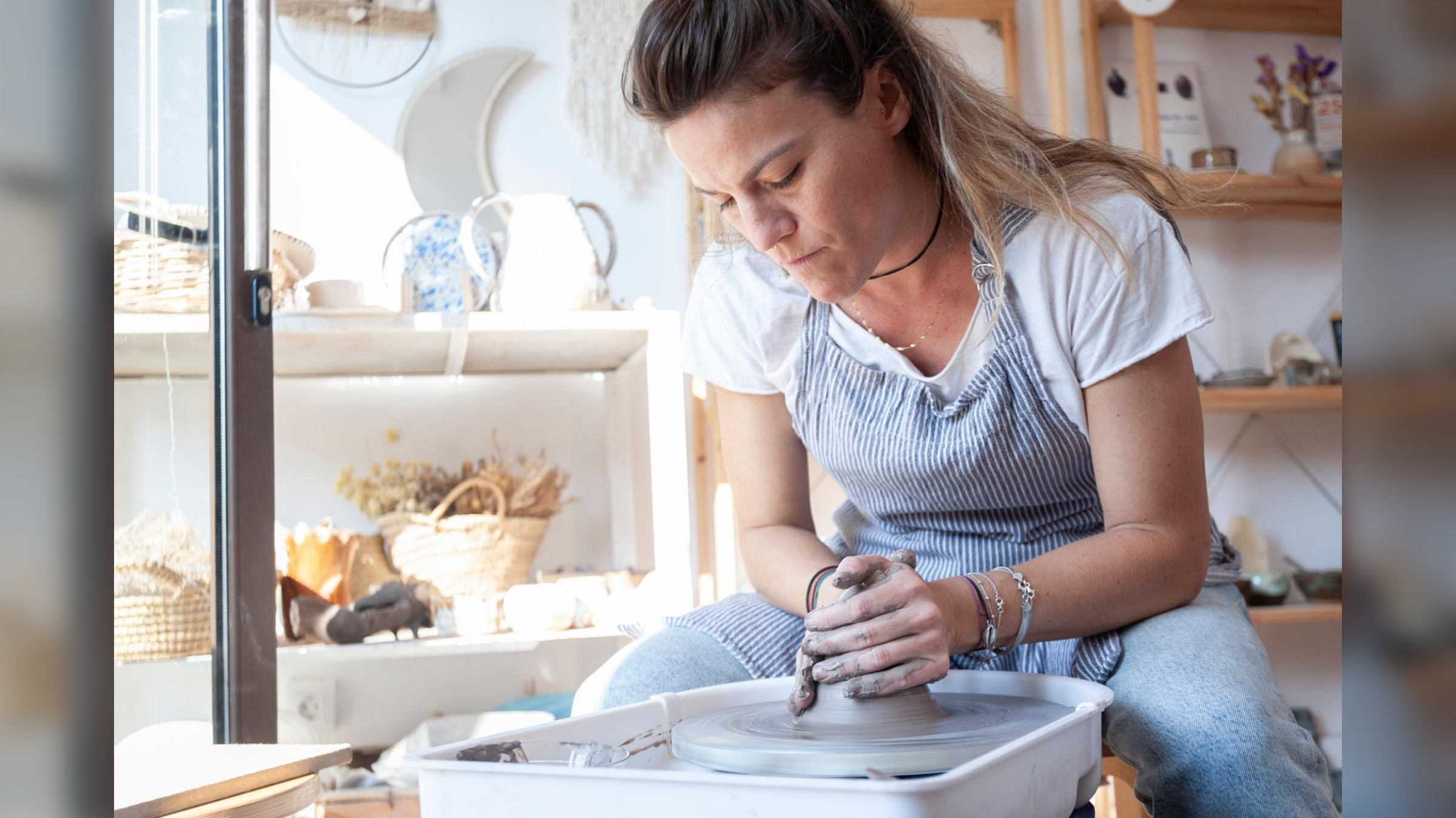 L'Art de la Poterie — Atelier Créatif
